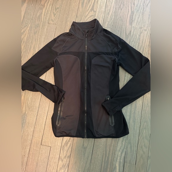Fabletics Running Zip Up - Picture 3 of 3
